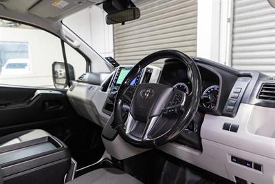 2021 Toyota Hiace - Thumbnail