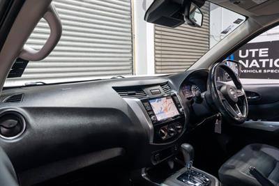 2021 Nissan Navara - Thumbnail