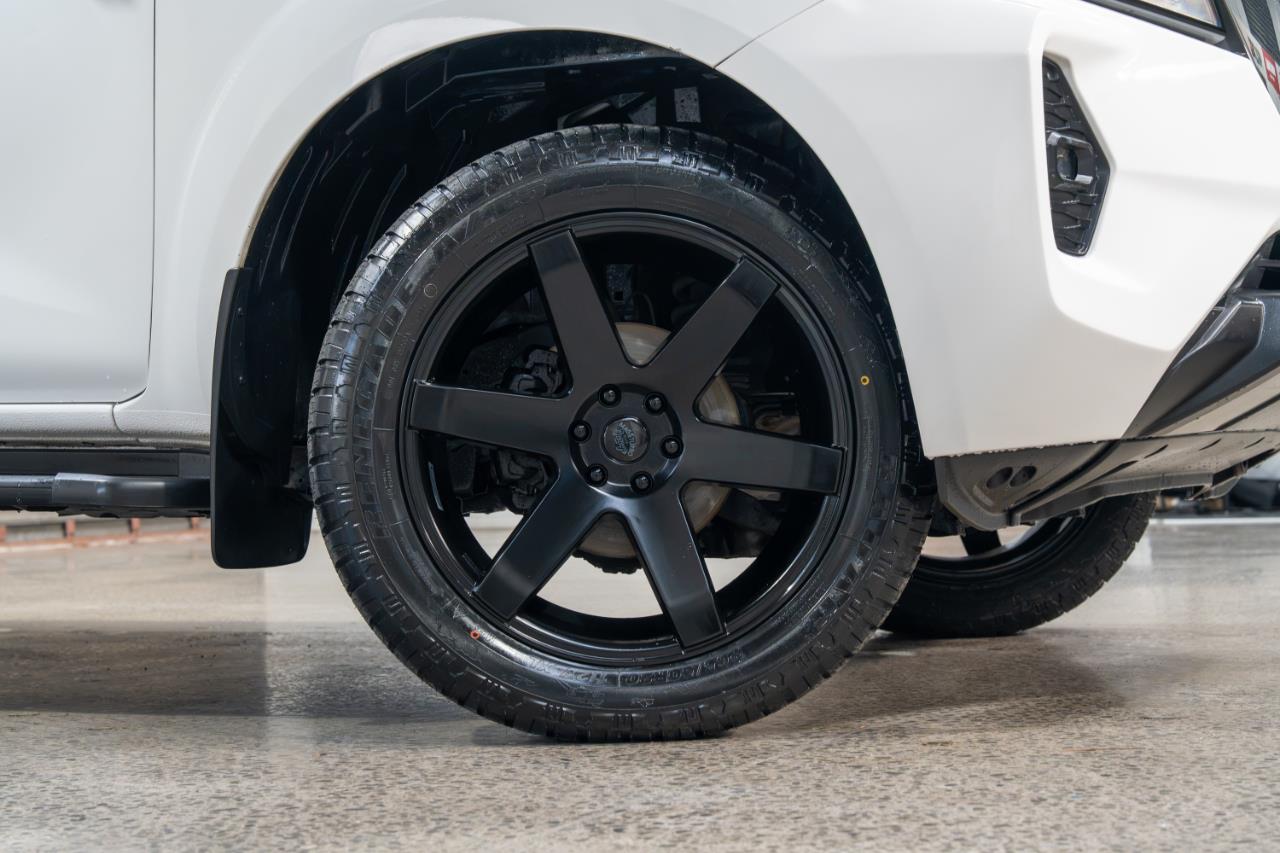 2021 Nissan Navara