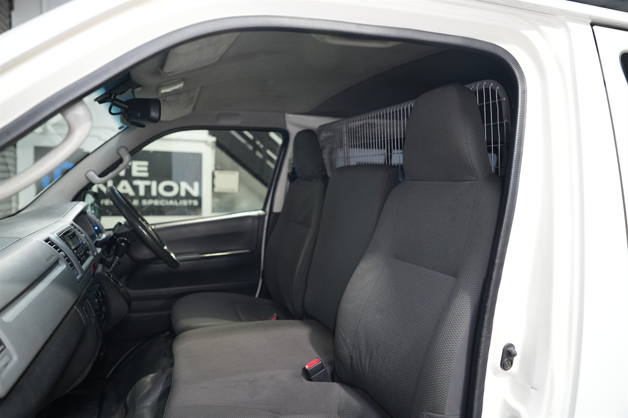 2014 Toyota Hiace