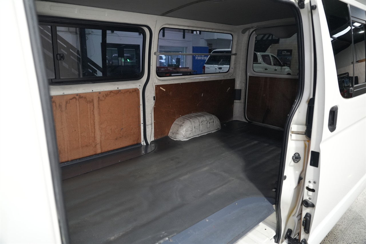 2014 Toyota Hiace