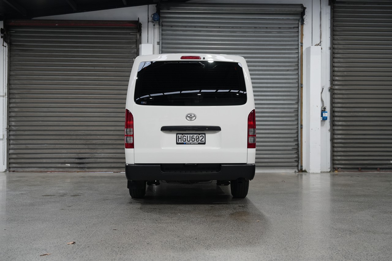 2014 Toyota Hiace
