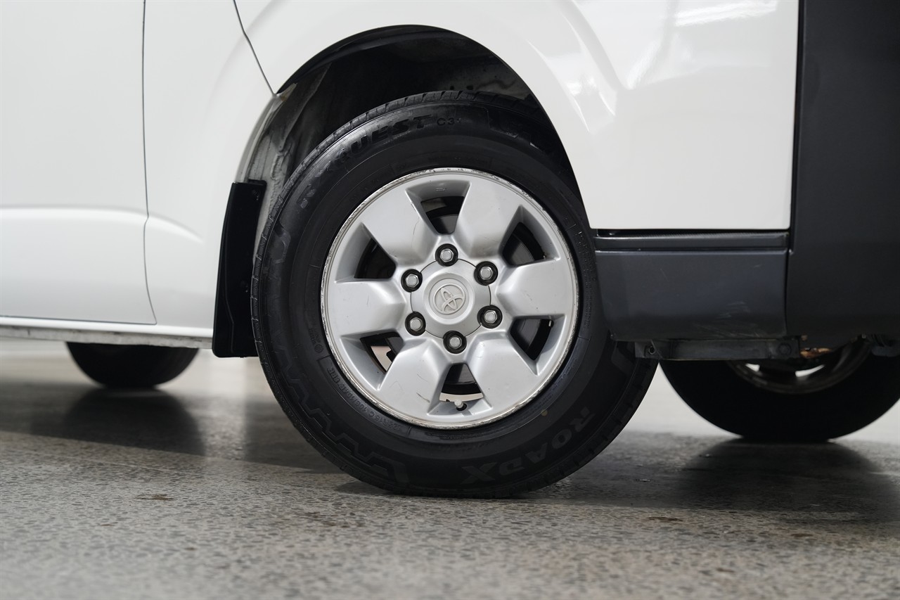 2014 Toyota Hiace