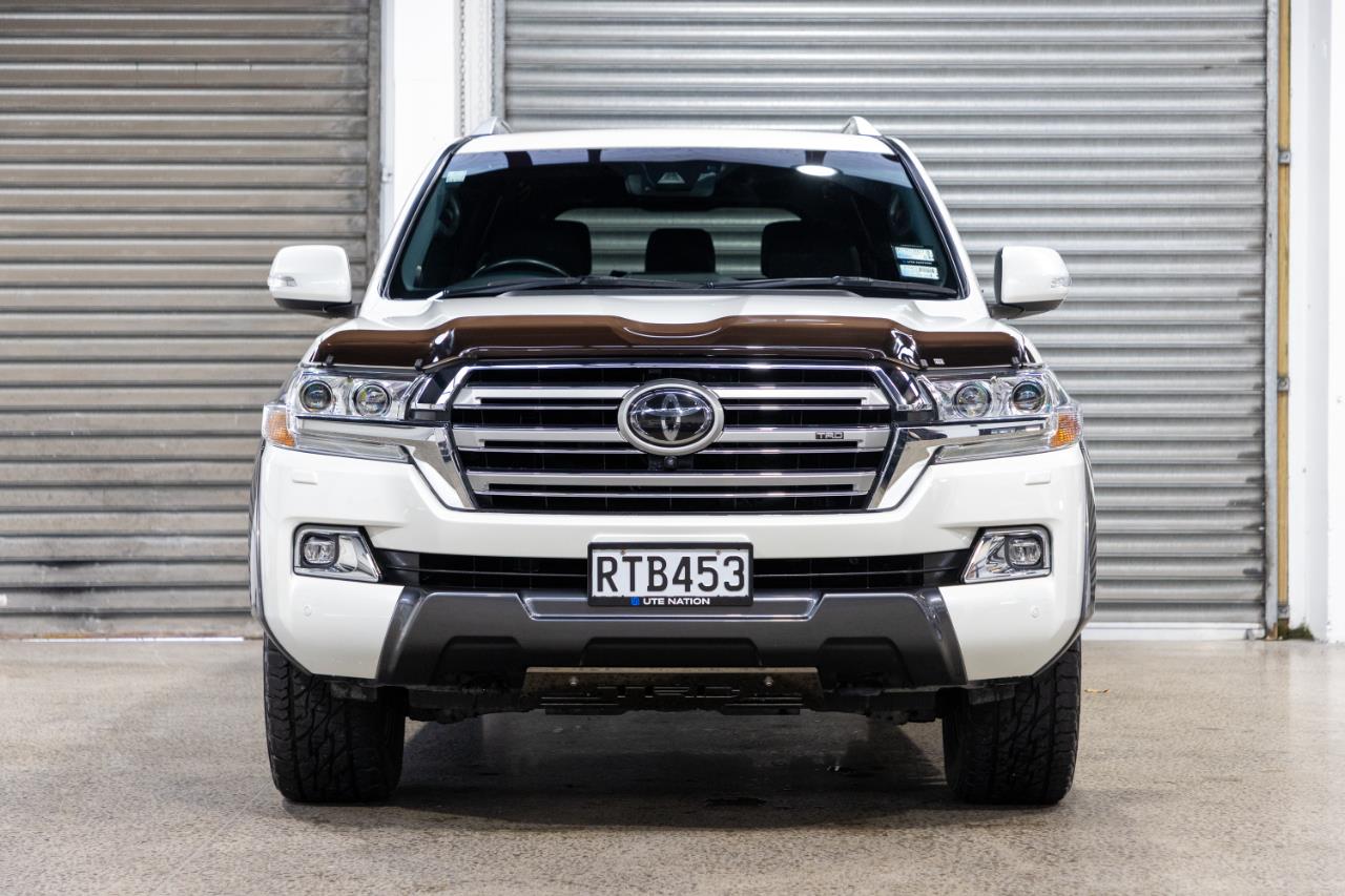 2019 Toyota Landcruiser