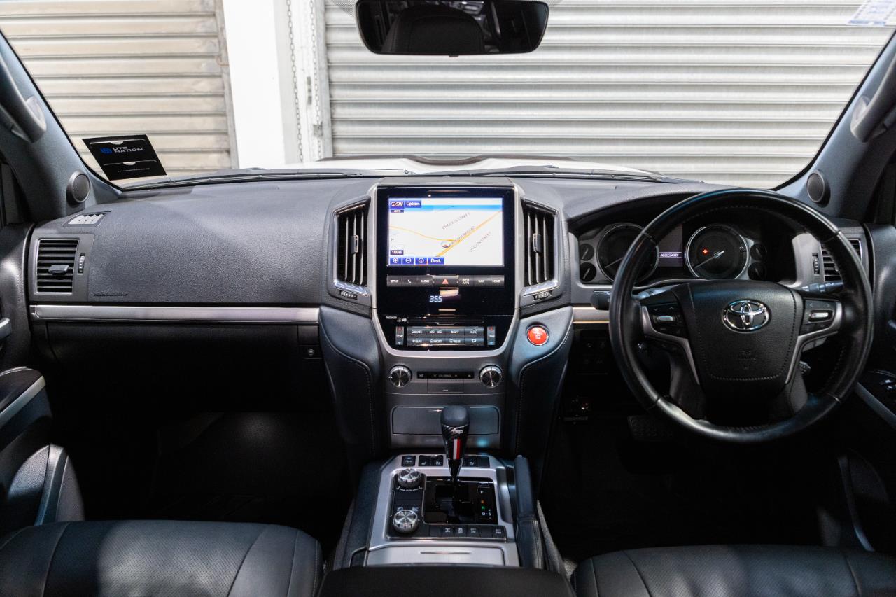 2019 Toyota Landcruiser