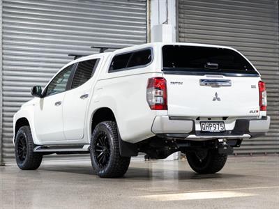2021 Mitsubishi Triton - Thumbnail