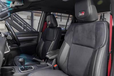 2023 Toyota Hilux - Thumbnail