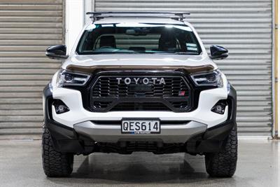 2023 Toyota Hilux - Thumbnail