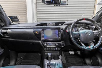 2023 Toyota Hilux - Thumbnail