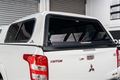 2017 Mitsubishi Triton - Thumbnail