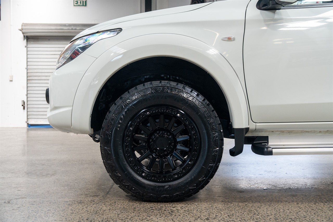 2017 Mitsubishi Triton