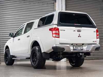 2017 Mitsubishi Triton - Thumbnail