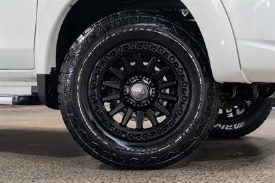 2017 Mitsubishi Triton - Thumbnail