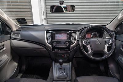 2017 Mitsubishi Triton - Thumbnail