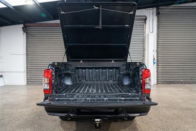 2023 Mitsubishi Triton - Thumbnail