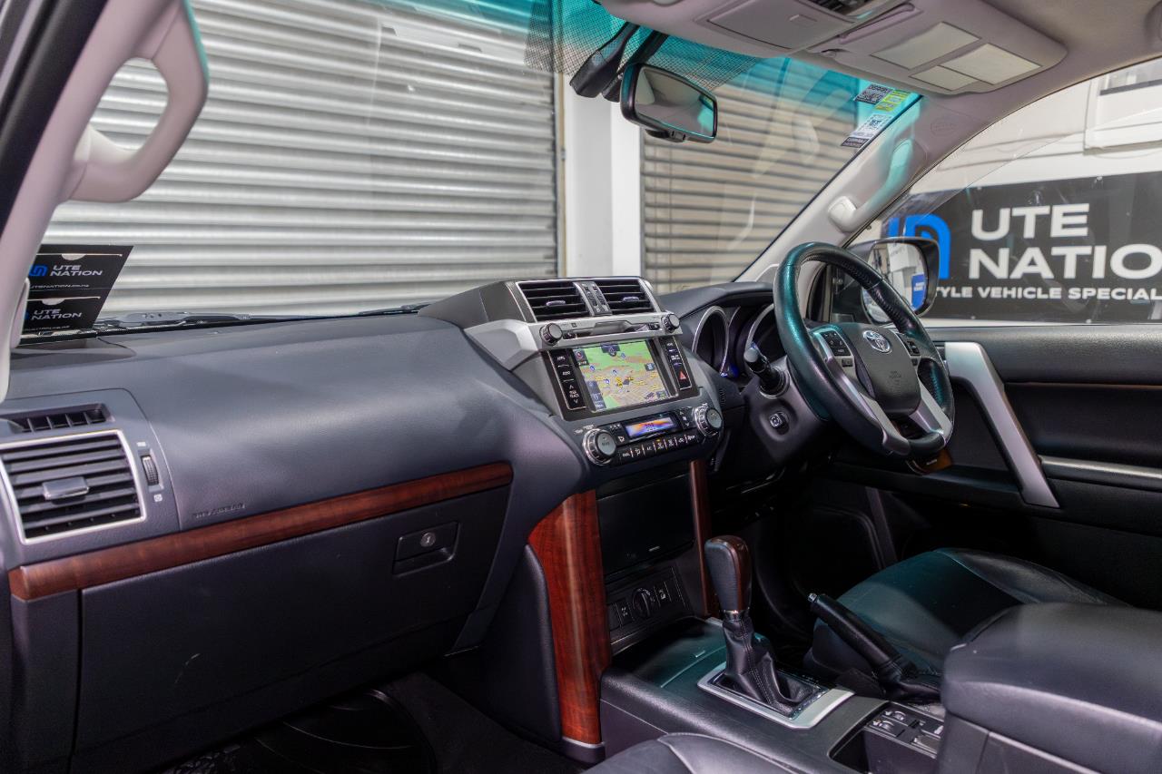 2017 Toyota LANDCRUISER PRADO