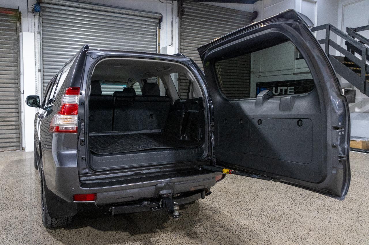 2017 Toyota LANDCRUISER PRADO