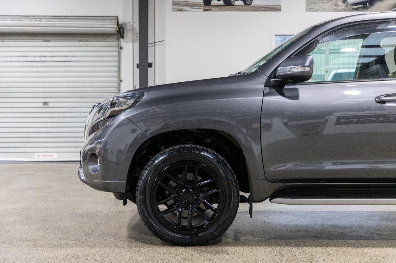 2017 Toyota LANDCRUISER PRADO