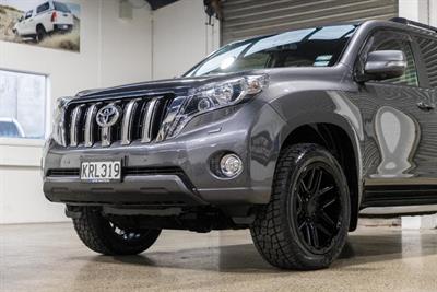 2017 Toyota LANDCRUISER PRADO - Thumbnail