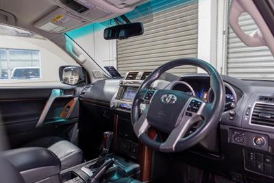 2017 Toyota LANDCRUISER PRADO - Thumbnail