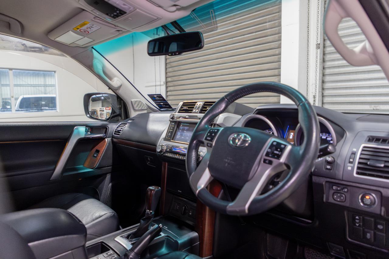 2017 Toyota LANDCRUISER PRADO