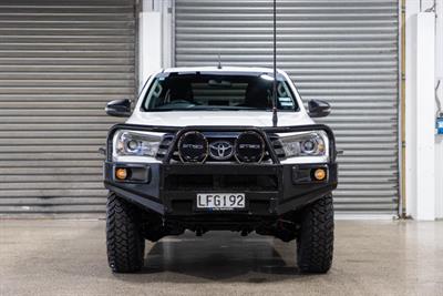2018 Toyota Hilux - Thumbnail