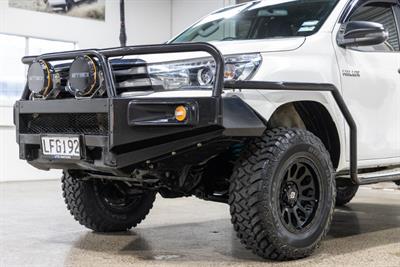 2018 Toyota Hilux - Thumbnail