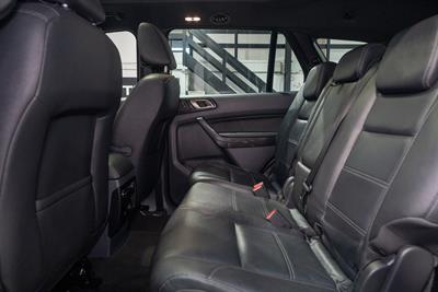 2017 Ford Everest - Thumbnail