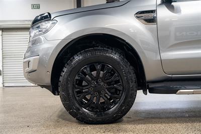 2017 Ford Everest - Thumbnail