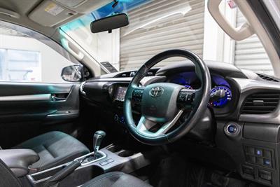 2019 Toyota Hilux - Thumbnail