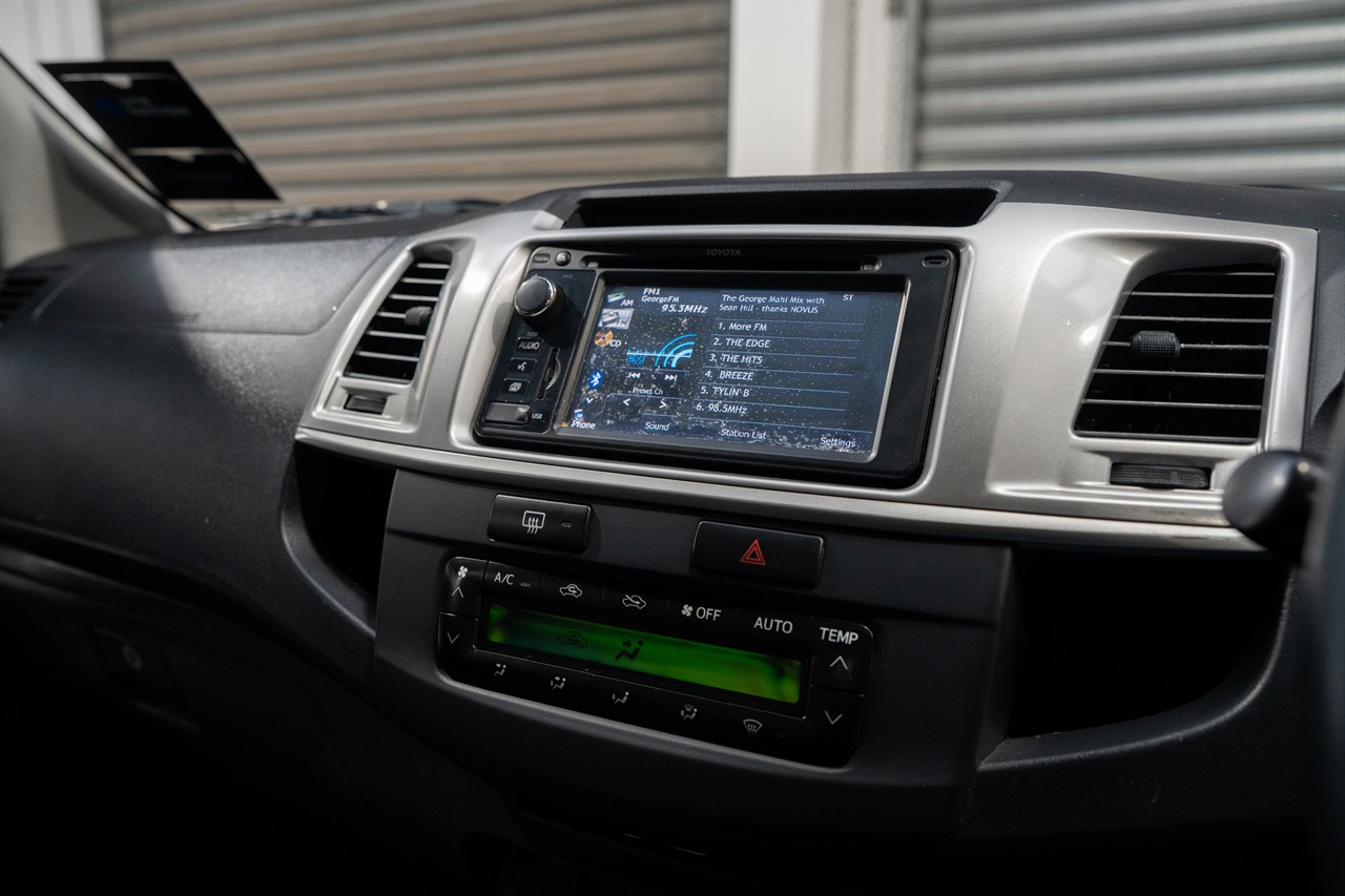 2013 Toyota Hilux