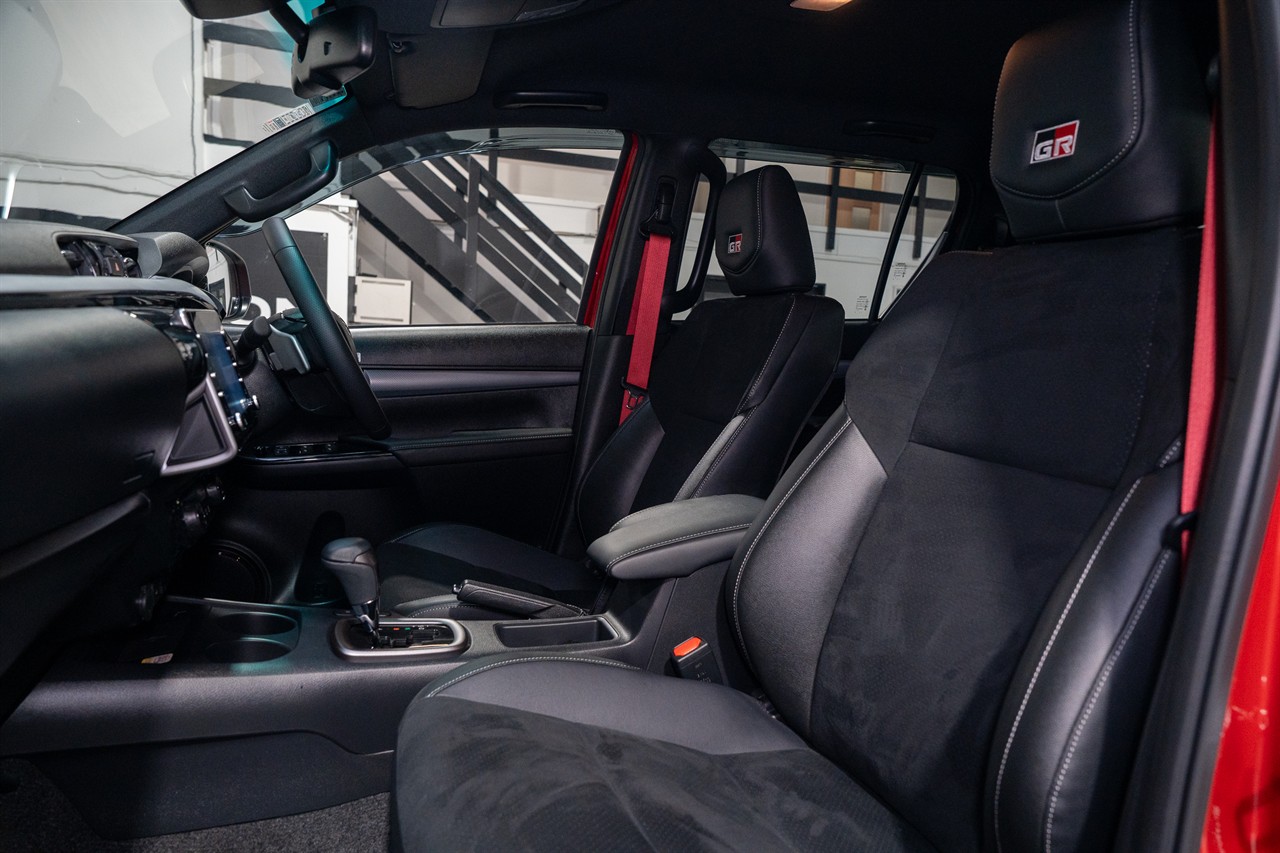 2025 Toyota Hilux