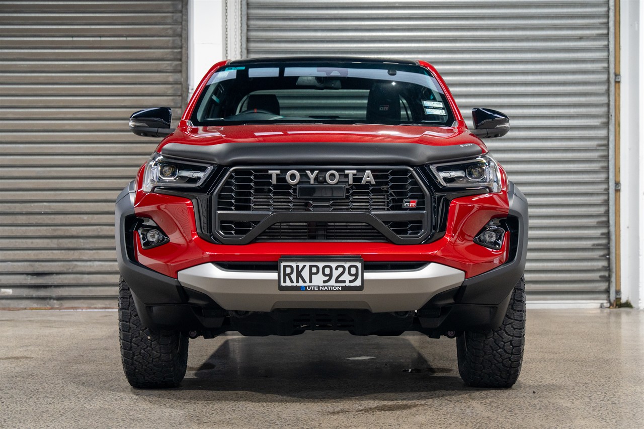 2025 Toyota Hilux