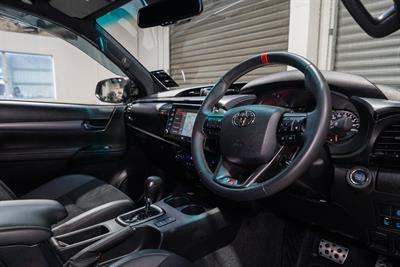 2025 Toyota Hilux - Thumbnail