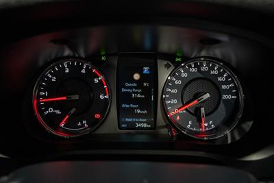 2025 Toyota Hilux - Thumbnail