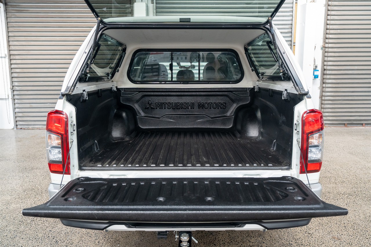 2020 Mitsubishi Triton