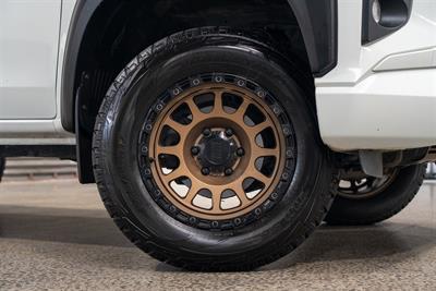 2020 Mitsubishi Triton - Thumbnail