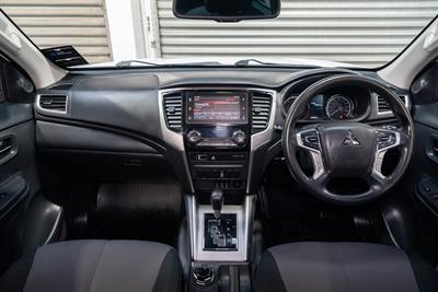 2020 Mitsubishi Triton - Thumbnail