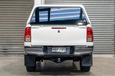 2019 Toyota Hilux - Thumbnail