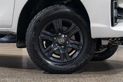 2019 Toyota Hilux - Thumbnail